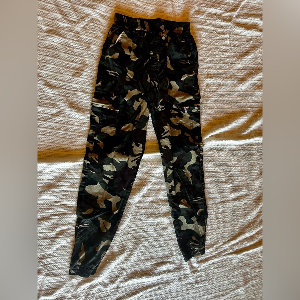 Camo Cargo Pants Boys size 10/12